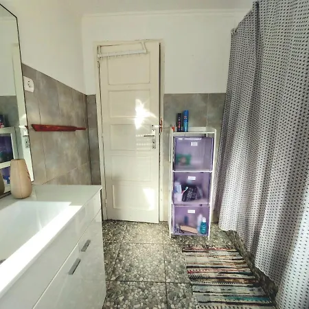 Cama Individual Em Quarto Partilhado Com Ar Condicionado E Varanda Perto Da Praia Accommodatie bij particulieren
