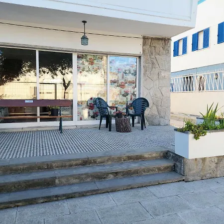 Cama Individual Em Quarto Partilhado Com Ar Condicionado E Varanda Perto Da Praia Homestay *